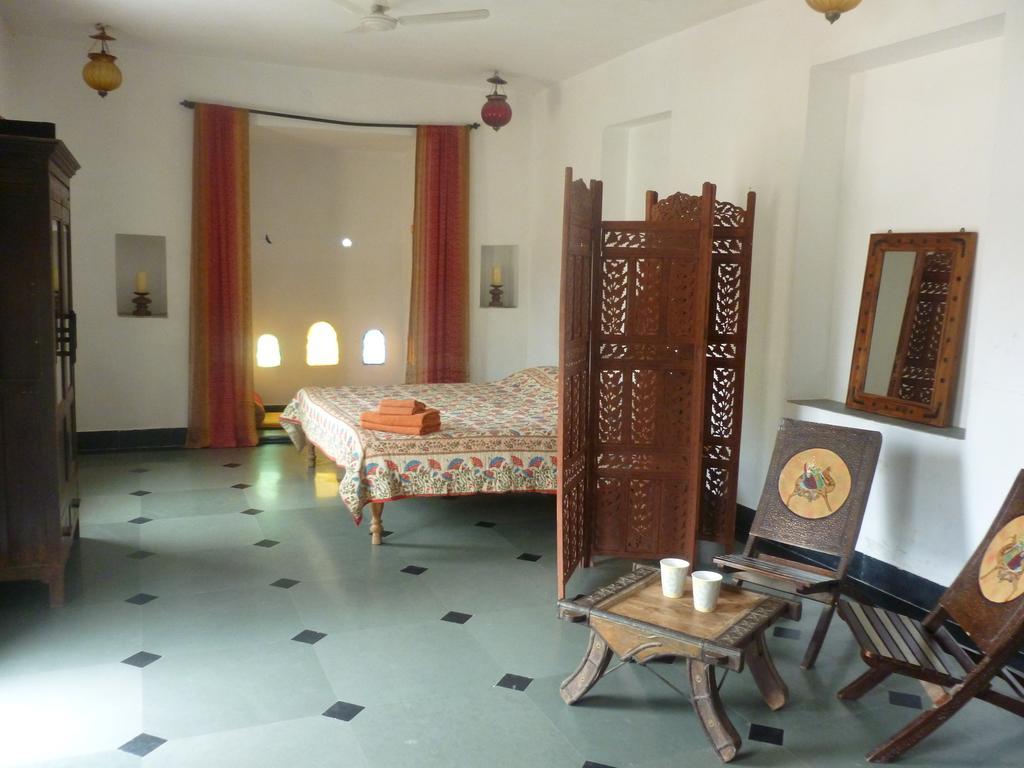 Silver Moon Haveli أُودايبور الغرفة الصورة